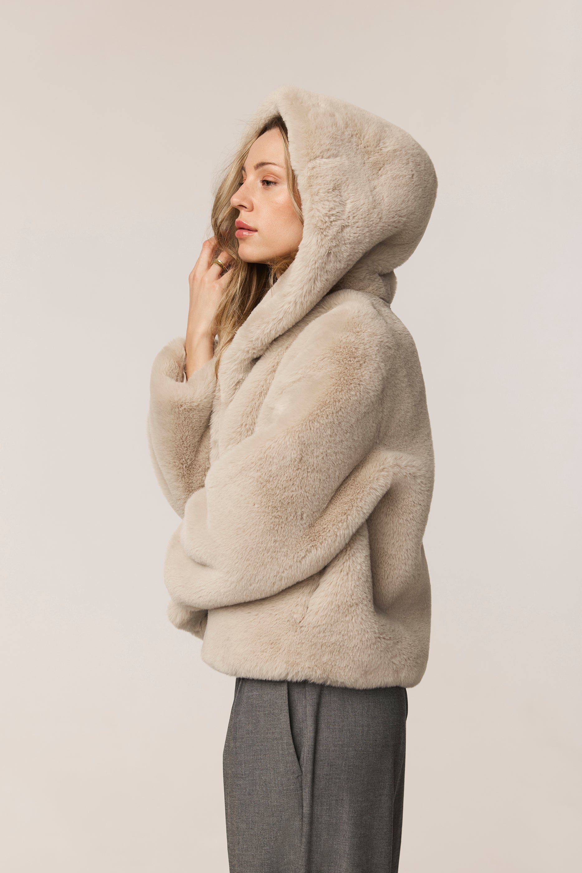 Jade Hooded Luxe Recycled Vegan Faux Fur Jacket Neutral – Issy London
